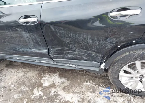 2017 Nissan Rogue Sv z USA, uszkodzony, nr VIN 5N1AT2MV4HC761052